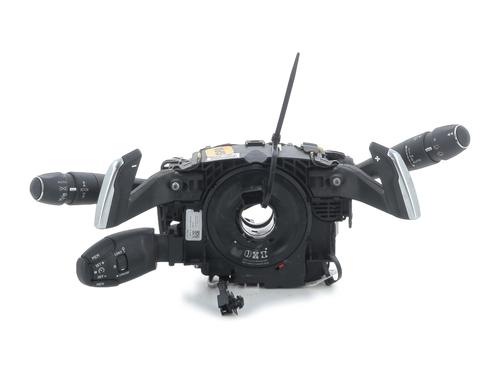 Used Switch PEUGEOT 3008 II SUV (MC_, MR_, MJ_, M4_) 1.2 THP/ PureTech 130 (MRHNSM, MRHNSU, MRHNSJ, MRHNYW,... (131 hp) 31079775