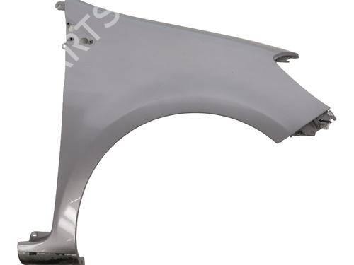 Używane Błotnik przedni prawy RENAULT CLIO III (BR0/1, CR0/1) 1.5 dCi (BR17, CR17) (86 hp) 29762008