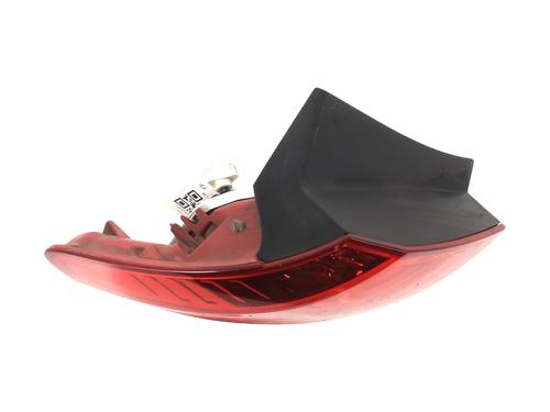 Høyre baklys OPEL MERIVA B MPV (S10) 1.7 CDTI (75) (110 hp) 31662374