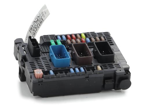 Used Fuse box PEUGEOT 308 II (LB_, LP_, LW_, LH_, L3_) 1.2 THP 130 (131 hp) 27912853