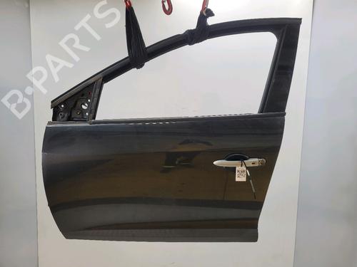 Used Left front door RENAULT MEGANE III Grandtour (KZ0/1) 1.9 dCi (KZ0J, KZ0N, KZ1S) (131 hp) 30895863