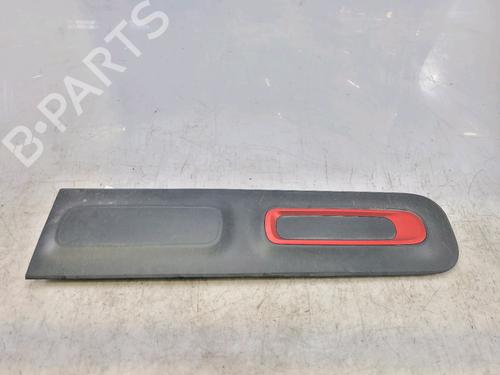 Dørlist CITROËN C3 III (SX) 1.5 BlueHDi 100 (SXYHYP, SXYHTU) (102 hp) 27903268
