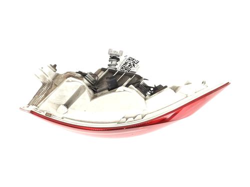Używane Lampa tylna prawa JAGUAR XE (X760) 2.0 D (163 hp) 30716439