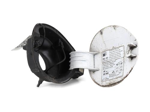 Używane Klapa wlewu paliwa VW GOLF VI (5K1) 1.4 (80 hp) 31797392