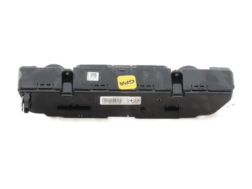 Used Climate control KIA SPORTAGE IV (QL, QLE) 1.7 CRDi (116 hp) 24138246