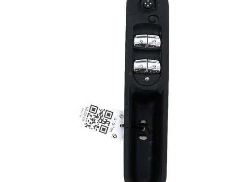 Used Left front window switch MINI MINI CLUBMAN (F54) [2014-2025]  26016640