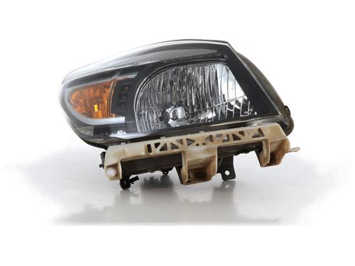 Used Right headlight FORD RANGER (ET) 2.5 TDCi 4x4 (143 hp) 24813817