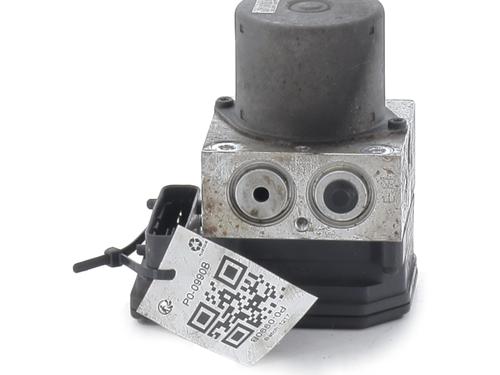 Used ABS pump HYUNDAI i10 I (PA) 1.1 CRDi (75 hp) 32225749