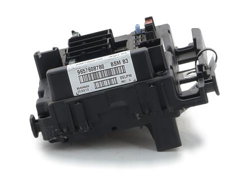 Used Fuse box PEUGEOT 206+ (2L_, 2M_) 1.4 HDi eco 70 (68 hp) 30165379