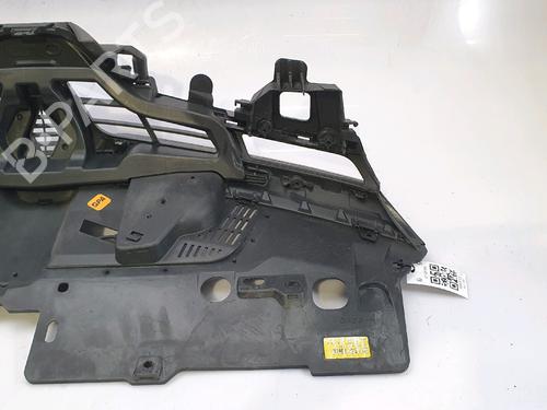Grille RENAULT CLIO IV (BH_) 1.5 dCi 75 | BP29623648C40 