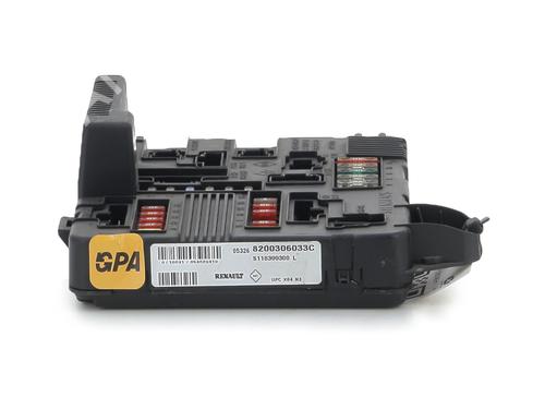 Caixa de fusíveis RENAULT MEGANE II Coupé-Cabriolet (EM0/1_) 1.9 dCi (120 hp) 30632546