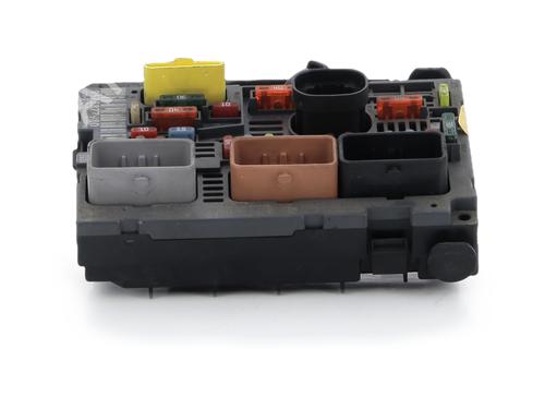 Used Fuse box Fuse box 36795307 36795307