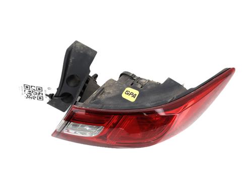 right-taillight-renault-clio-iv-bh_-2012-2013-2014-2015-2016-2017-2018-2019-2020-2021-35798776 main image