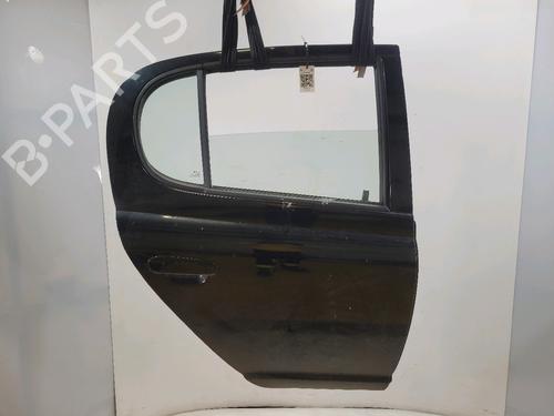 Used Right rear door Right rear door TOYOTA YARIS (_P1_) 1.3 (SCP12_, SCP13_, SCP12R, SCP13R) (87 hp) 31607413 31607413