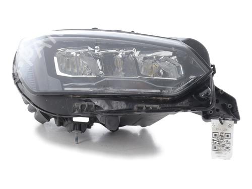 Used Right headlight PEUGEOT 2008 II (UD_, US_, UY_, UJ_, UR_, UC_) 1.2 PureTech 130 (USHNS, URHNS) (130 hp) 31348973