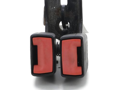 Used Seat buckle FORD FIESTA VI (CB1, CCN) 1.4 TDCi (68 hp) 28034155