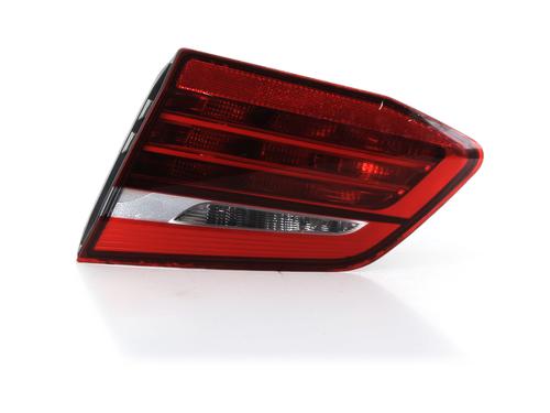 Used Right tailgate light Right tailgate light BMW 2 Gran Tourer (F46) 214 d (95 hp) 32400758 32400758