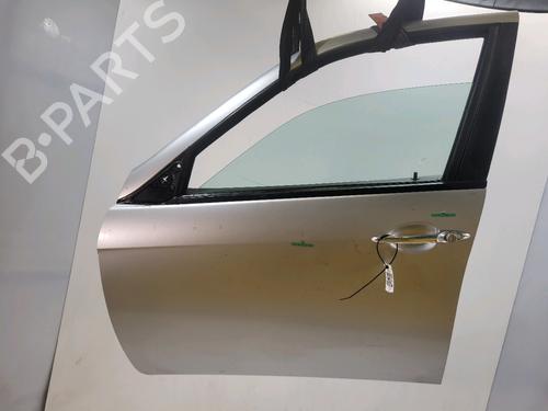 Used Left front door Left front door 39577130 39577130