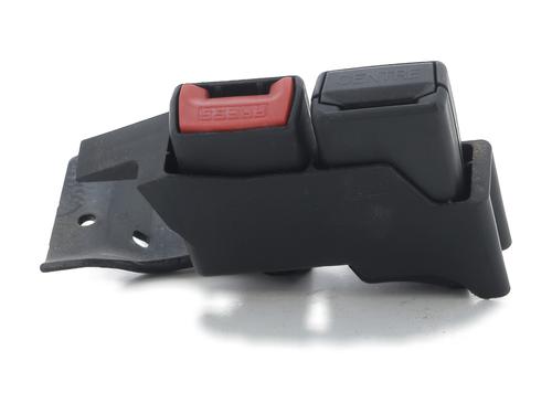 Used Seat buckle RENAULT CLIO III (BR0/1, CR0/1) 1.5 dCi (75 hp) 31349527