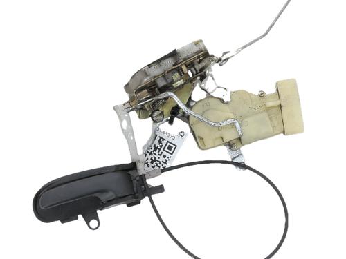 front-left-lock-toyota-yaris-_p1_-1999-2000-2001-2002-2003-2004-2005-36288916 main image