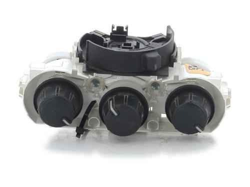 Comando clima TOYOTA HILUX VII Pickup (_N1_, _N2_, _N3_) 2.5 D-4D 4WD (KUN25) (144 hp) 31180382