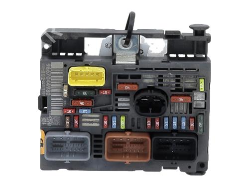 Fuse box PEUGEOT 3008 I MPV (0U_) 2.0 HDi 150 / BlueHDi 150 | BP29522433E1 