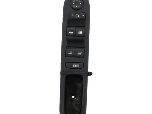 Used Left front window switch PEUGEOT 5008 (0U_, 0E_) 1.6 HDi (114 hp) 31284949