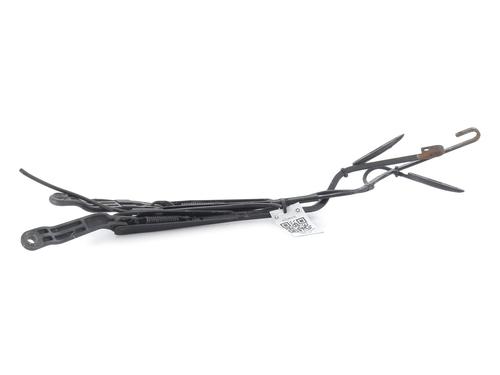 front-windshield-wiper-arm-iveco-daily-iii-van-1999-2000-2001-2002-2003-2004-2005-2006-2007-2008-2009-32355639 main image