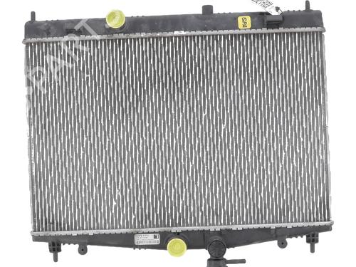 Used Water radiator Water radiator NISSAN JUKE (F15) 1.6 (117 hp) 33230424 33230424