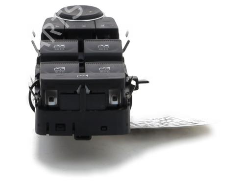 Left front window switch RENAULT CLIO V (B7_) 1.0 TCe 90 (B7MT) | BP29347088I27 