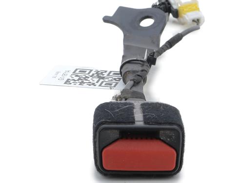 Used Seat buckle PEUGEOT 308 SW II (LC_, LJ_, LR_, LX_, L4_) 1.2 THP 130 (131 hp) 28121695