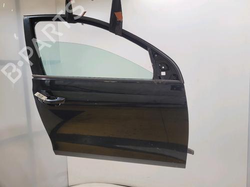Used Right front door VW GOLF VI (5K1) 2.0 TDI (110 hp) 30828353
