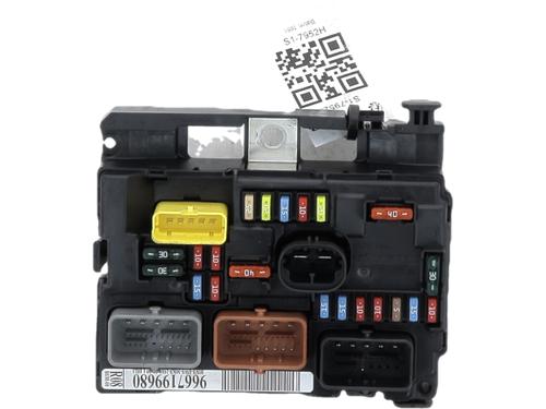 Fuse box CITROËN DS3 (SA_) 1.6 HDi 90 | BP40487999E1 - Image 2