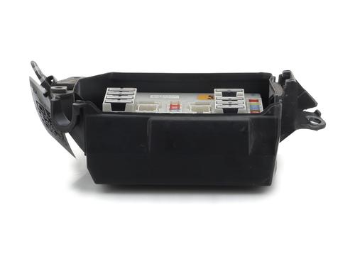 Sikringsdåse RENAULT CLIO III (BR0/1, CR0/1) 1.4 16V (98 hp) 29741347