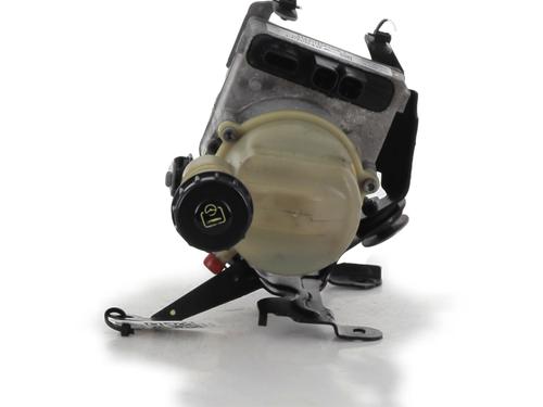 Used Steering pump Steering pump DACIA SANDERO II 1.5 dCi (90 hp) 33838392 33838392