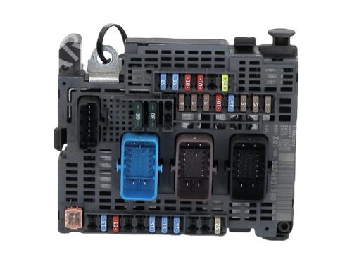 Fuse box CITROËN C4 II (NC_) 1.6 HDi 110 | BP27913947E1