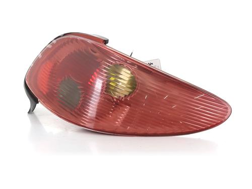 Høyre baklys PEUGEOT 206 CC (2D) 1.6 16V (2DNFUF, 2DNFUR) | BP29931528C35