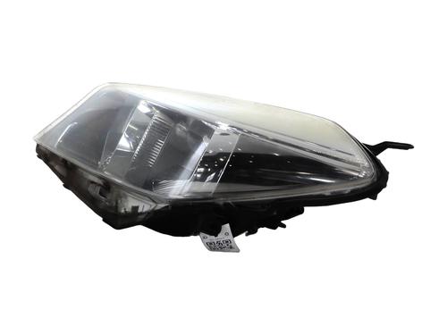 Used Left headlight TOYOTA YARIS (_P13_) 1.0 (KSP130_, KSP130) (69 hp) 30405527
