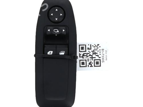 Pulsantiera anteriore sinistra PEUGEOT 208 I (CA_, CC_) 1.2 VTI 82 (82 hp) 30334641