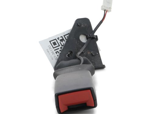 Used Seat buckle CITROËN C4 CACTUS 1.2 VTi 82 (82 hp) 29198545