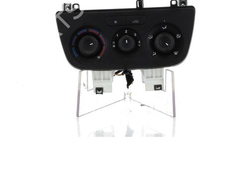 Used Climate control FIAT DOBLO Cargo (263_) 1.3 D Multijet (263WXU1A, 263ZXU1A, 263WYB1A, 263ZYB1A) (95 hp) 18328131