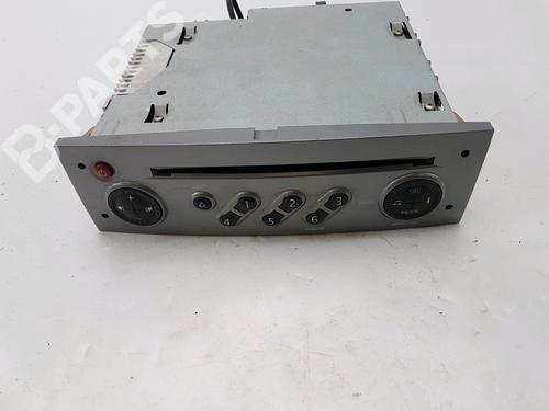 Used Radio RENAULT SCÉNIC II (JM0/1_) 1.9 dCi (JM14) (131 hp) 10455728