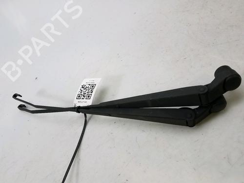 Used Front windshield wiper arm SUZUKI ALTO IV (EF, SH410_) 1.0 (SH410) (53 hp) 27900659