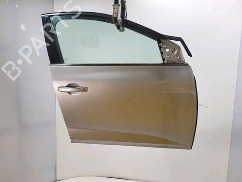 Dør høyre foran RENAULT MEGANE IV Hatchback (B9A/M/N_) 1.5 dCi 110 (B9A3) (110 hp) 29623802