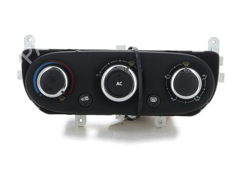 Used Climate control RENAULT CLIO IV (BH_) 1.5 dCi 75 (75 hp) 26444527