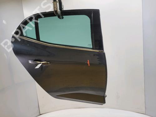 right-rear-door-renault-megane-iv-hatchback-b9amn_-2015-40172059 main image