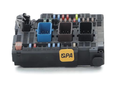 Used Fuse box CITROËN C4 II (NC_) 1.6 HDi 115 (114 hp) 30925431