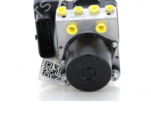 Used ABS pump FIAT 500 (312_) 1.0 Mild Hybrid (312.AYD1B) (69 hp) 17803909
