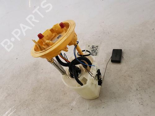 Used Fuel pump VW GOLF VIII (CD1, DA1) 2.0 TDI (150 hp) 15189777
