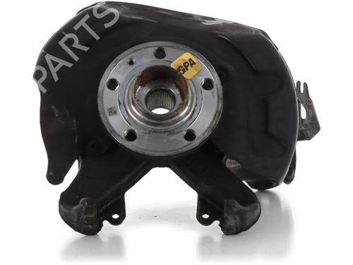 Used Right front steering knuckle Right front steering knuckle VW POLO VI (AW1, BZ1, AE1) 1.0 TSI (95 hp) 33533310 33533310